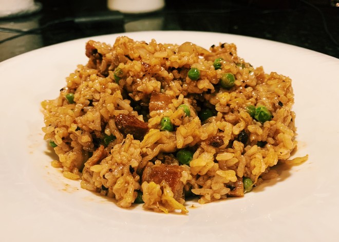 五花肉炒饭