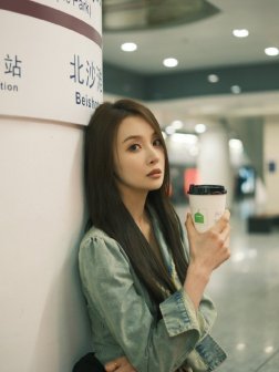 隆妮写真