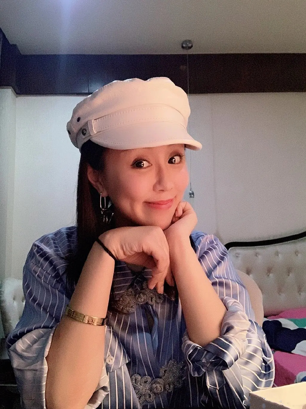 4">张瑞雪,1981年9月30日出生于中国辽宁葫芦岛市,中国内地小品女演员