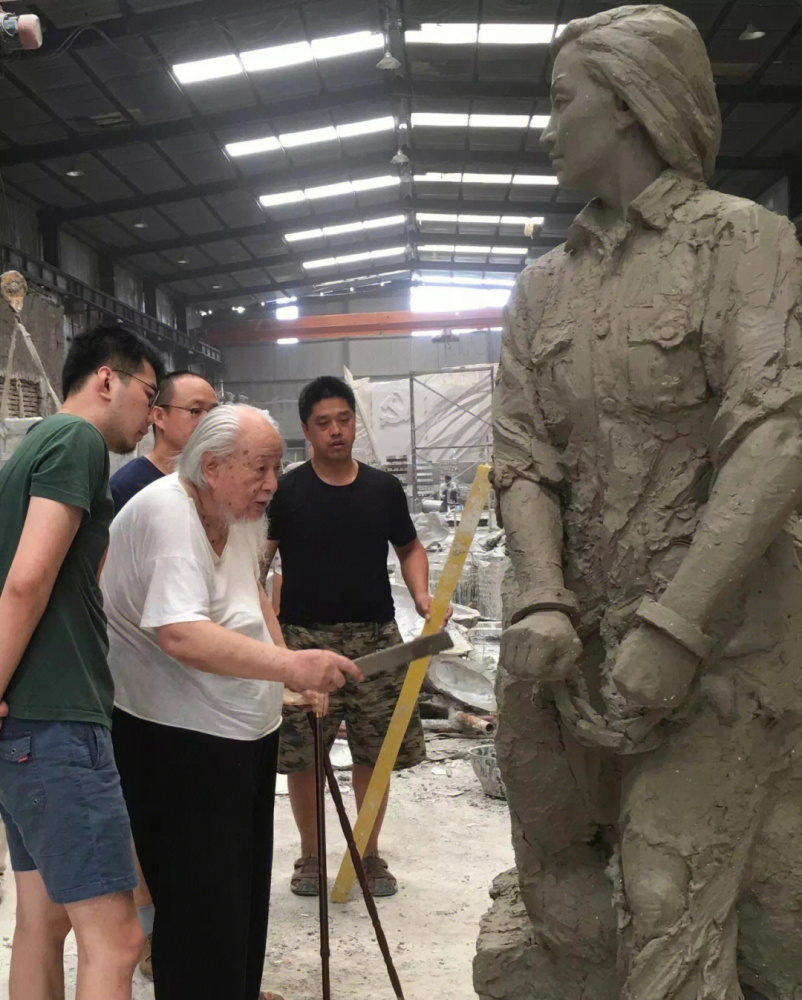 侯一民（中国当代油画家、壁画家、雕塑家、美术教育家，第三套、第四套人民币图案设计者）_百度百科