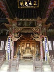 沈阳故宫大政殿内景