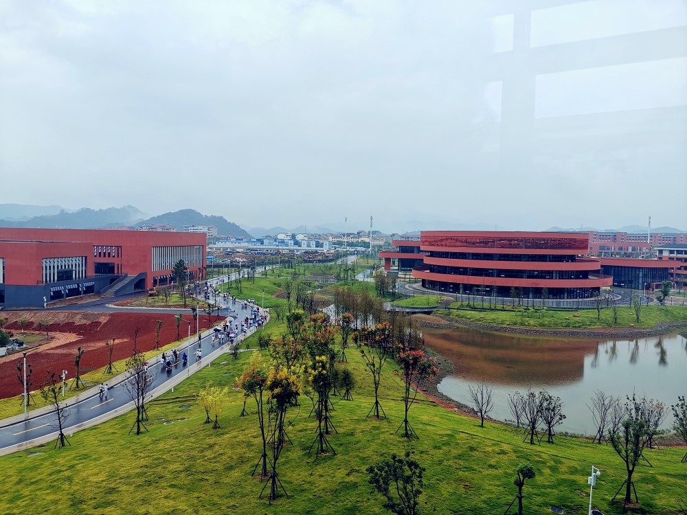  p>江西陶瓷工艺美术职业技术学院(jiangxi arts ﹠ ceramics