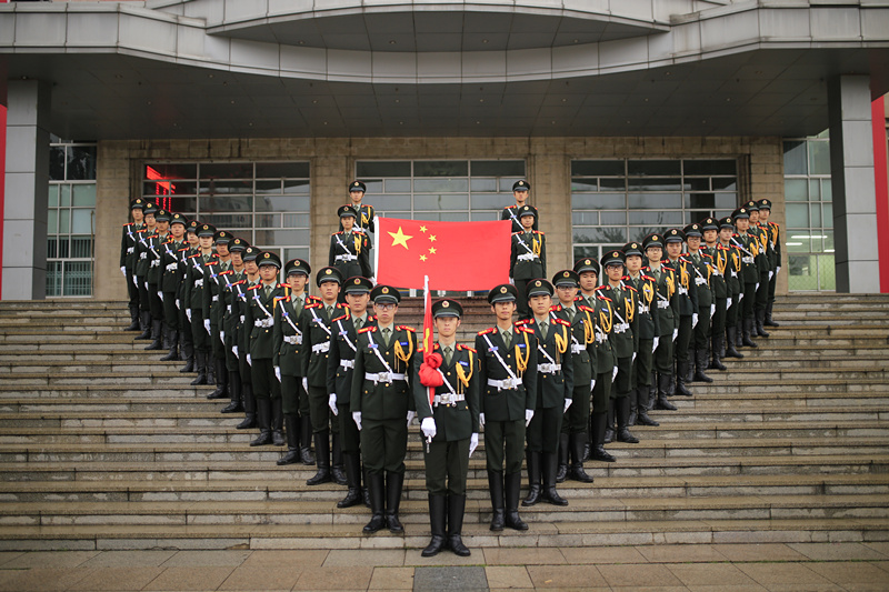 href="/item/国旗护卫队">国旗护卫队 /a>正式签有精神文明共