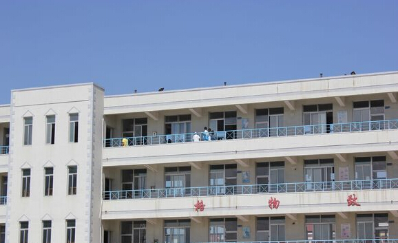 呼和浩特市秋实中学
