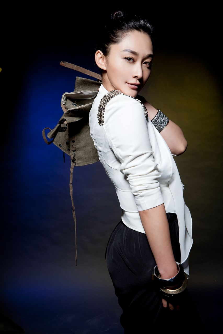 ">白雨,中国内地 a target="_blank" href="/item/影视演员/9228377"