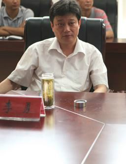 李勇