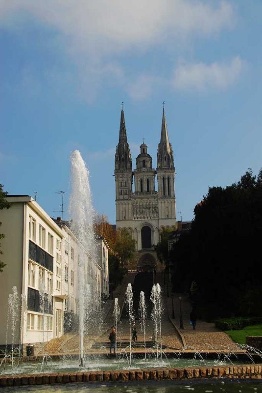 >昂热市 /b>(angers), a target="_blank" href="/item/法国/1173384"