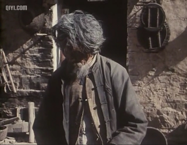 《老井》是由 a target="_blank" href="/item/西安电影制片厂