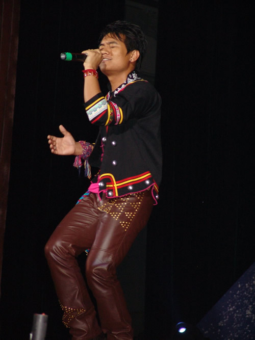  p>扎约,男,拉祜族, a target="_blank" href="/item/云南">云南 /a>