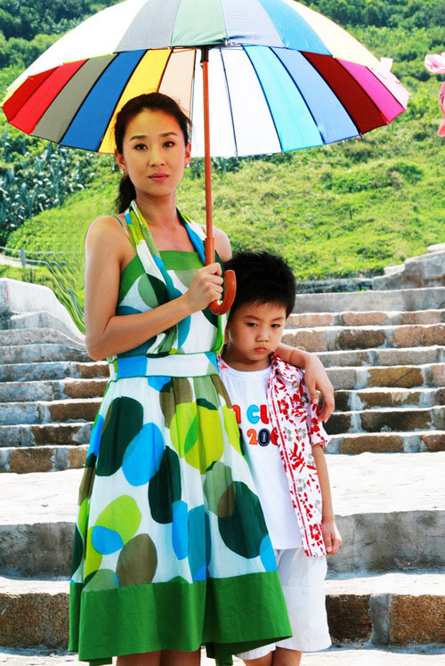 蒋钦民执导的电视剧,由 a target="_blank" href="/item/苗圃/10963"