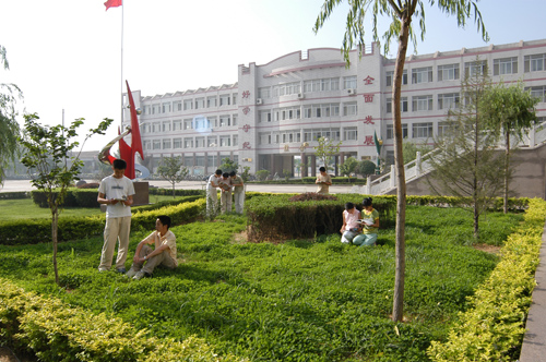 山东邹城市第六中学