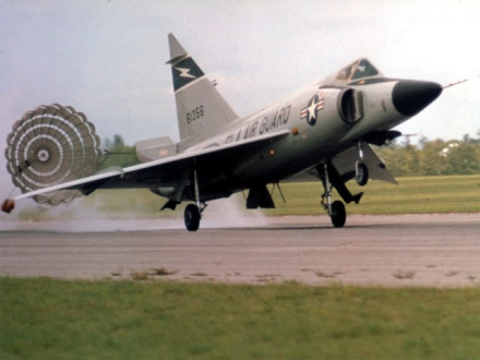 F-102战斗机_百度百科