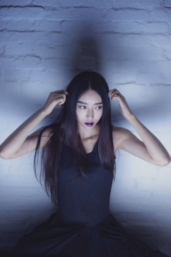 09d38">《逆行》是 a target="_blank" href="/item/王艺洁/1857745"