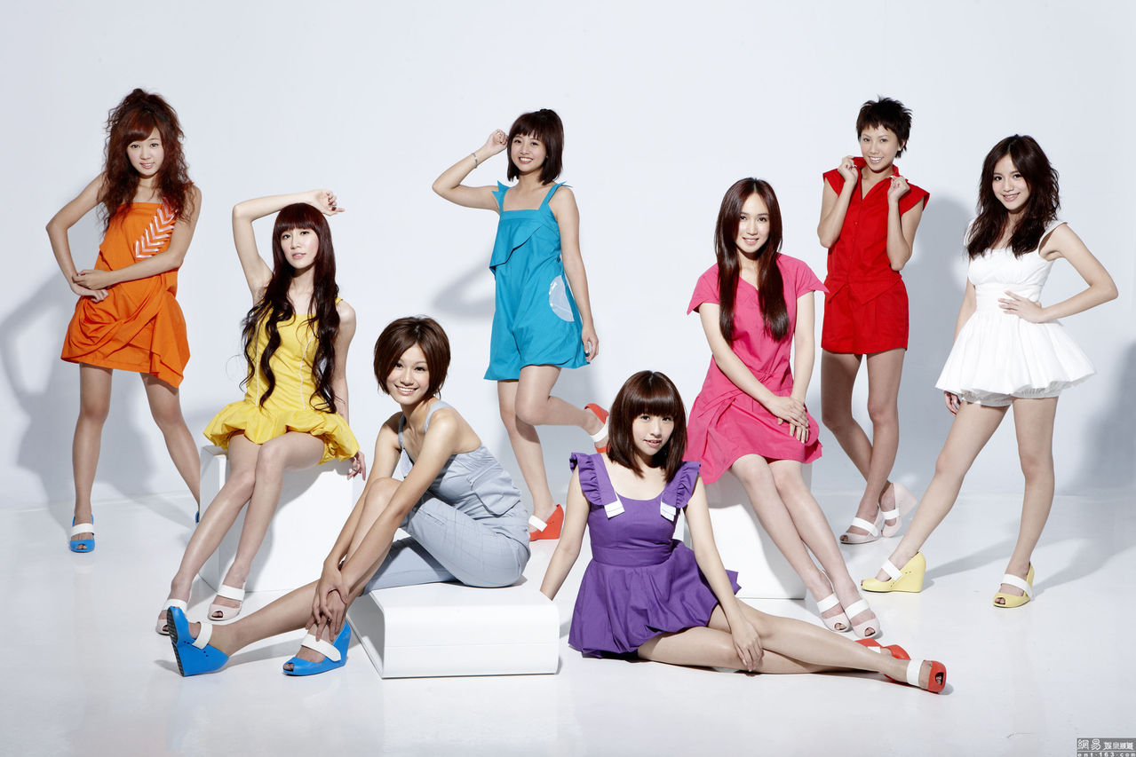 参加电视节目《 a target="_blank" href="/item/我爱黑涩会/5576574"