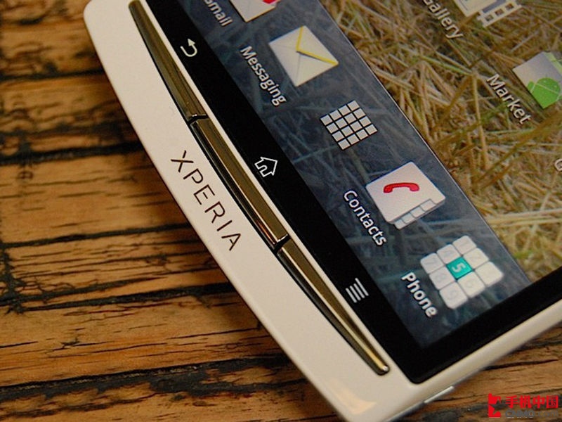  p> a href="#">索尼爱立信 /a>lt18i是一款时尚大屏幕单核智能手机