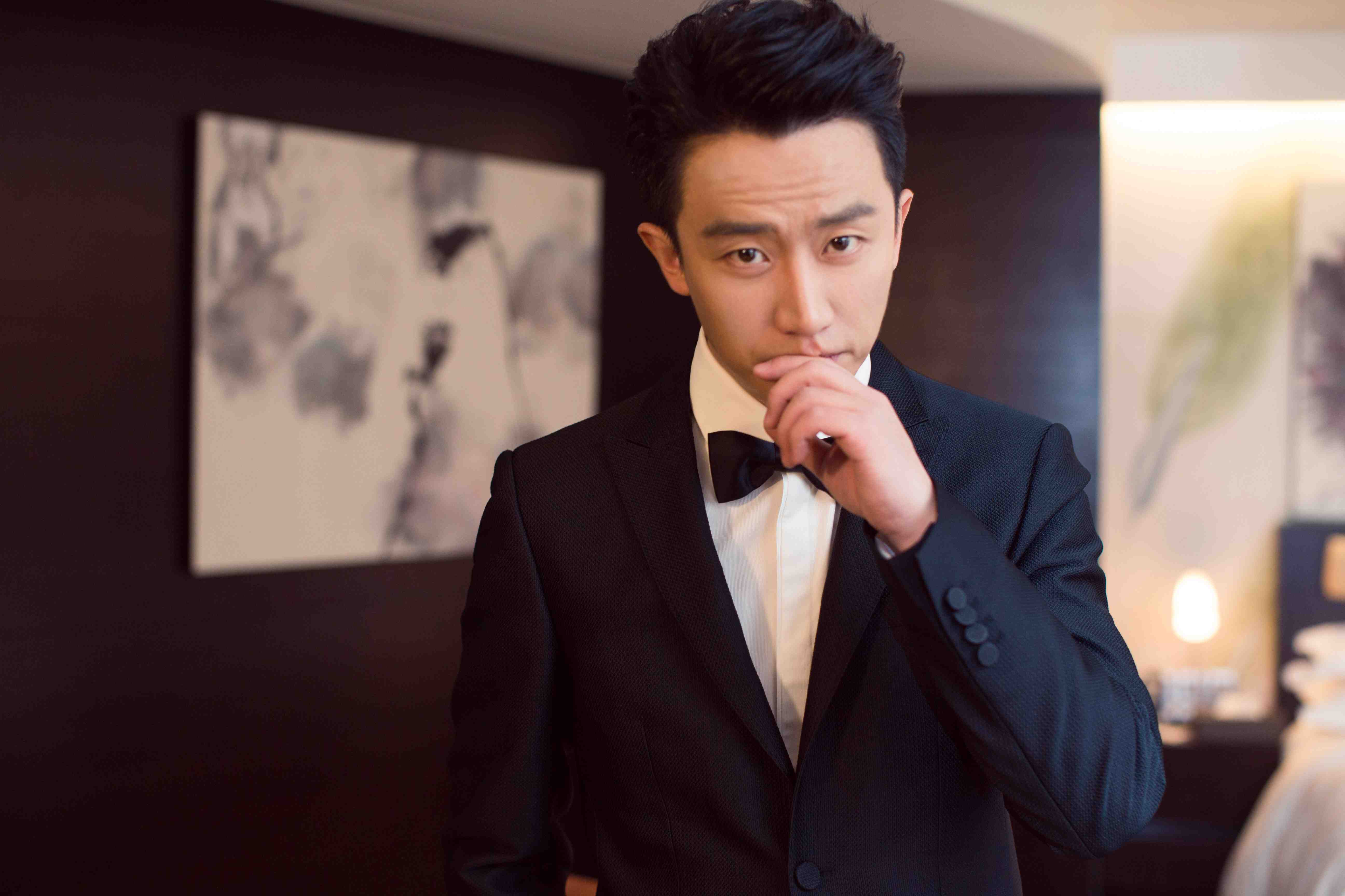  p>黄轩,1985年3月3日出生于甘肃省兰州市,中国内地影视男演员,毕业于