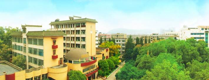  p>冷水江市第一中学创办于1956年8月,是娄底市首批示范性高级中学.