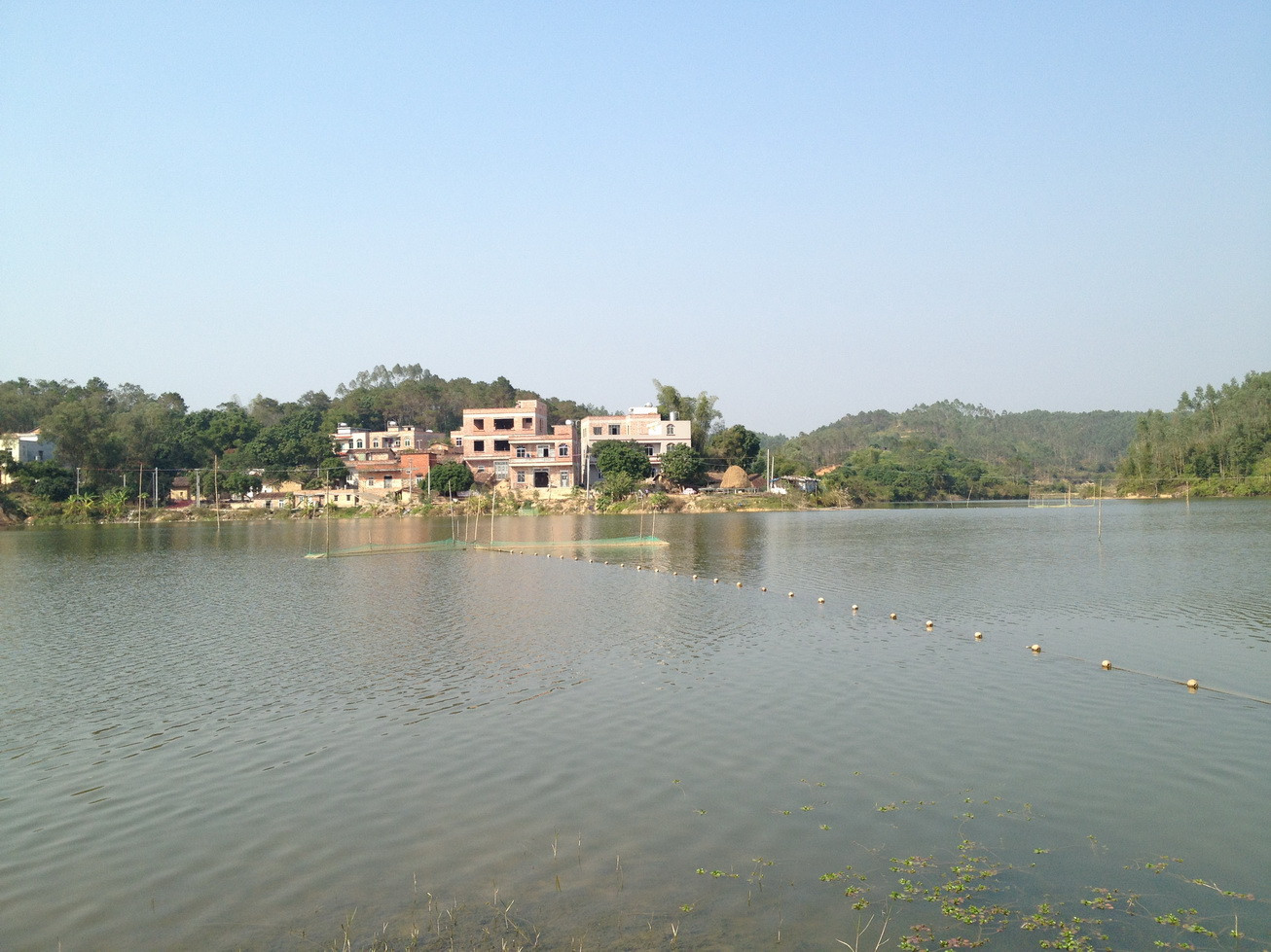 长山镇,隶属于广东省湛江市 a href="#" data-lemmaid="8429142">廉江