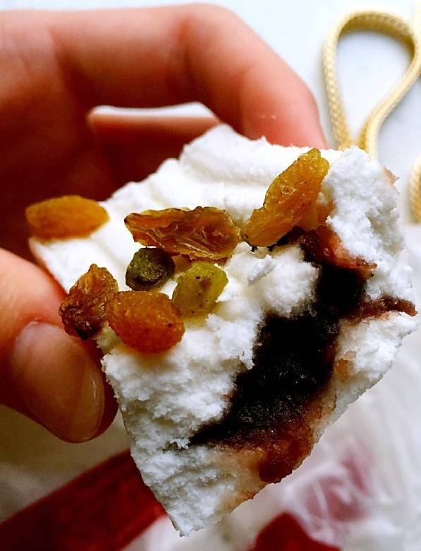  p>芝兰斋糕干是天津津门著名的特色传统糕点.