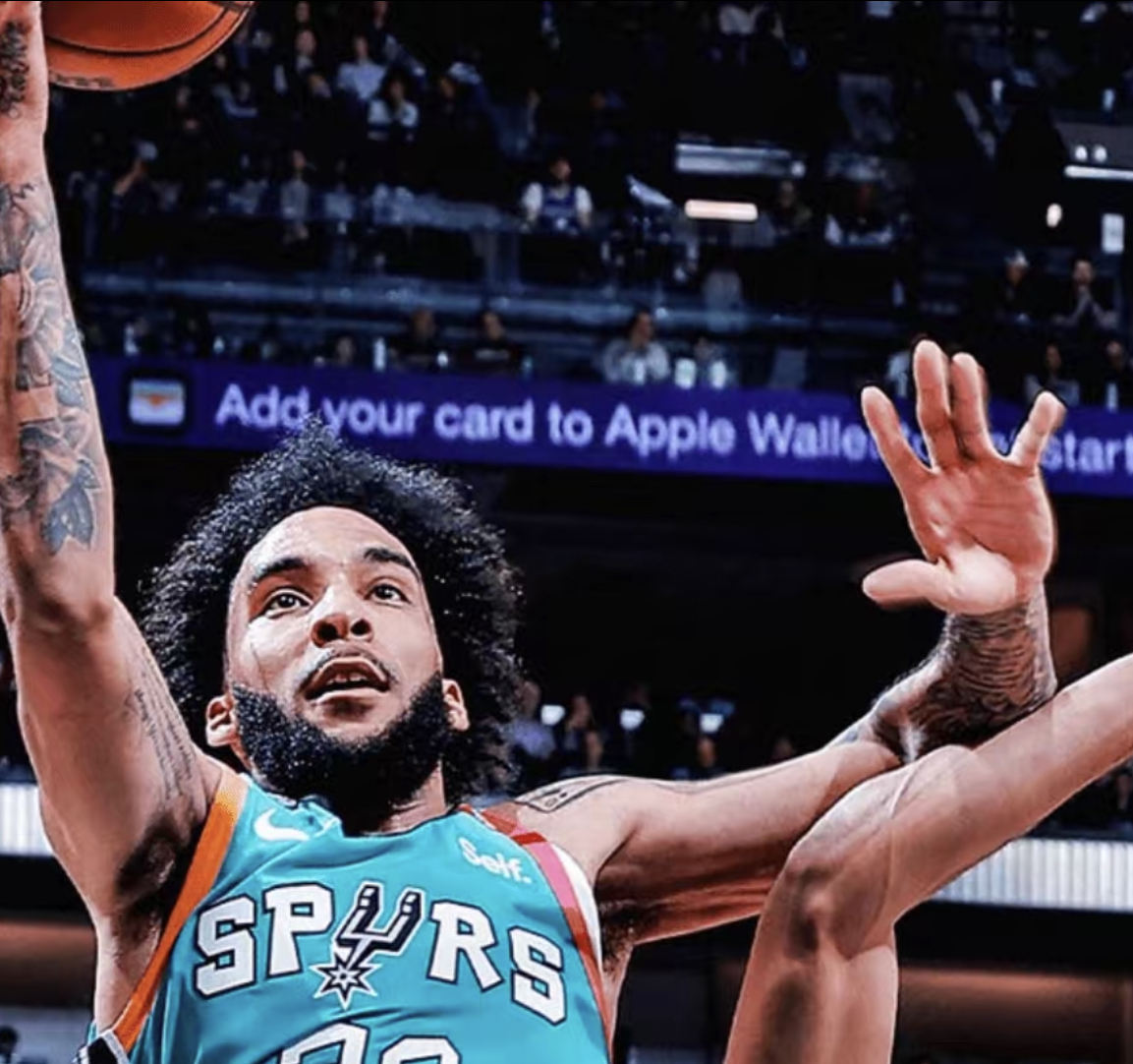 kse">朱利安·尚彭尼(julian champagnie),出生于美国纽约州布鲁克林