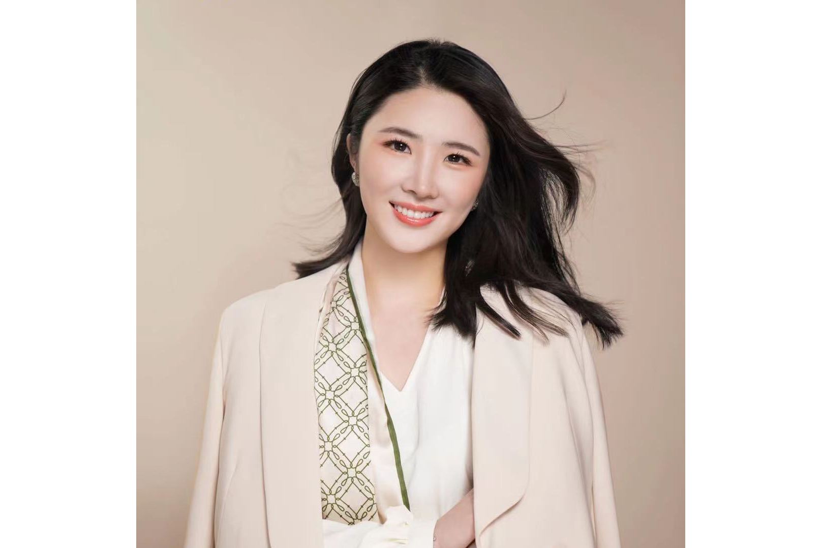  p>王冰,湖南奥特生物科技有限公司执行董事,丽尔维美品牌创始人,丽尔