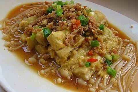  p>清蒸金丝黄茄是一道由茄子, a target="_blank" href="/item/金针