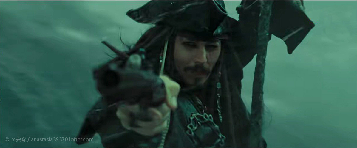  p>杰克·斯帕罗(jack sparrow),蒂格船长称他jackie,是美国魔幻冒险
