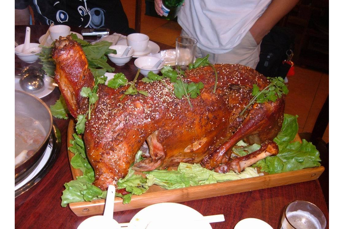 内蒙烤全羊