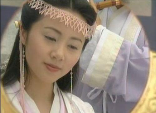  p>刘小芸是一名台湾 a target="_blank" href="/item/配音演员