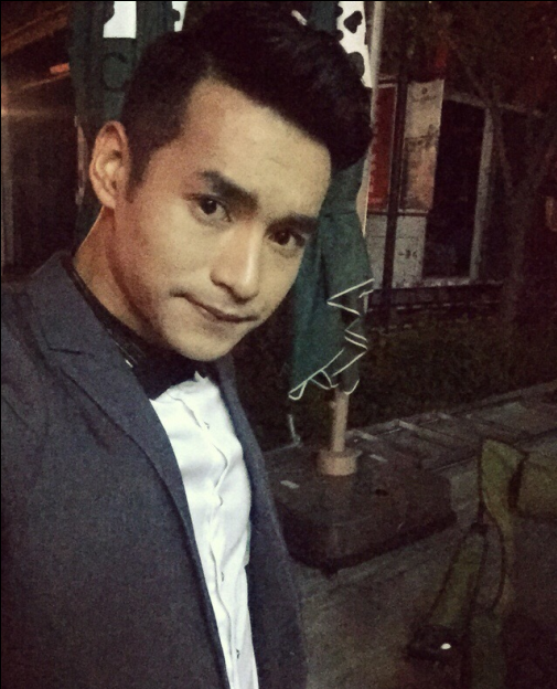  p data-id="gnsuhr7va8">文松,男,原名石文嵩,1986年6月9日出生于