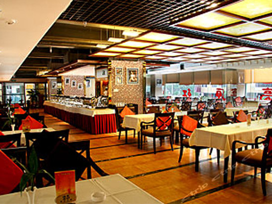  p>长沙高原红大酒店是一家集 a href="#" data-lemmaid="289943">