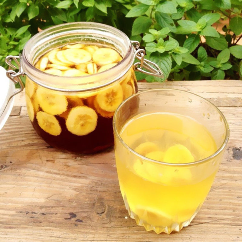 味道好,制作简单,营养价值高,主要材料是香蕉,蜂蜜,茶叶