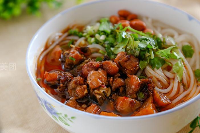  p>粉鸡是 a target="_blank" href="/item/新