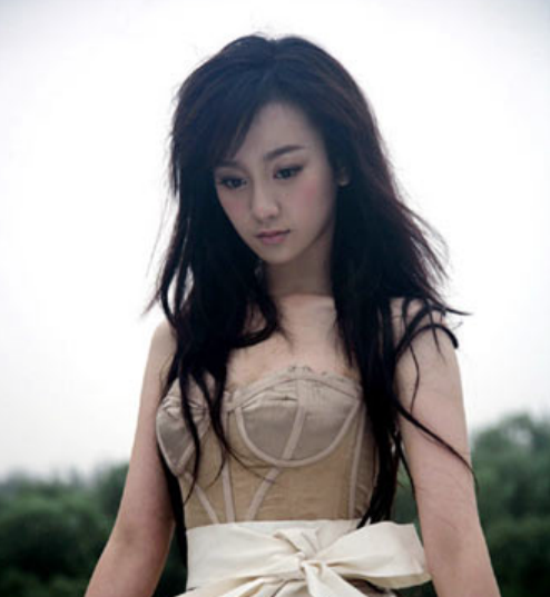 日出生于日本东京都, a target="_blank" href="/item/av女优/416320"