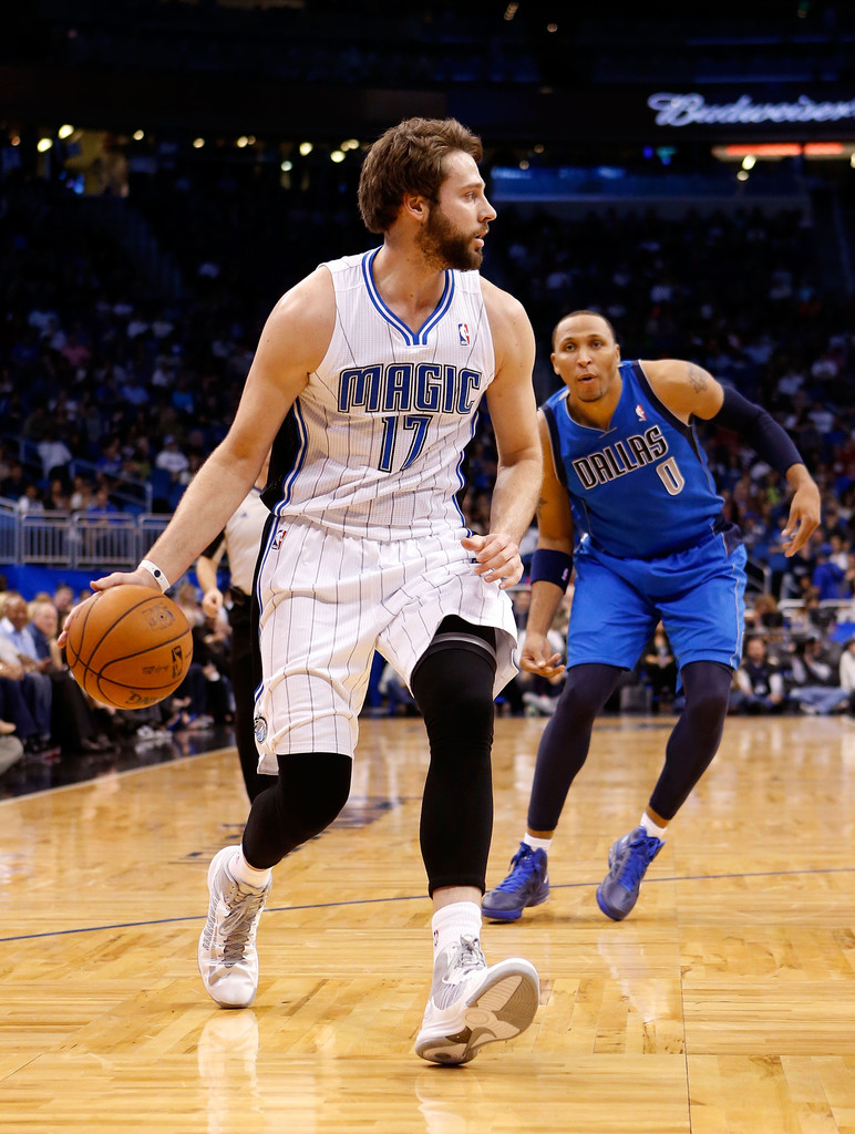 约什·麦克罗伯茨