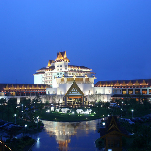  p>香树湾花园酒店坐落于常州高新技术产业开发区,毗邻中华恐龙园