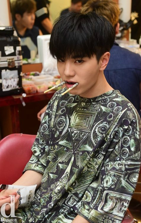  p data-id="gnwmaj8wli">李成钟(lee seongjong),1993年9月3日出生于