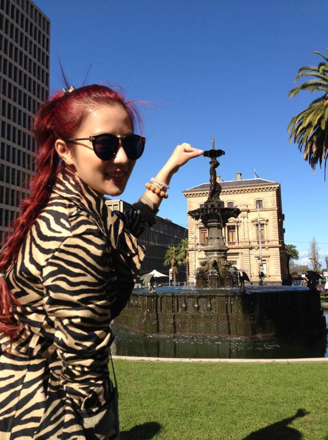  p data-id="gnyuhr53pa">许慧,女,青年二胡演奏家,2014年成为新十大