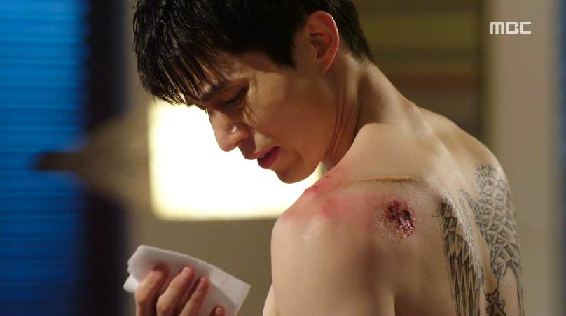  p>李栋旭(lee dong wook),1981年11月6日出生韩国首尔,韩国男演员