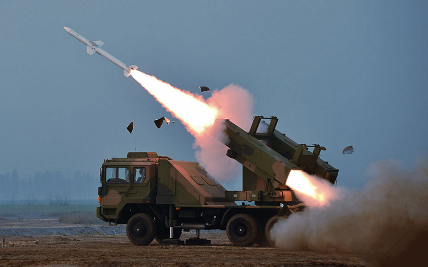 2007年进入解放军服役. /p>