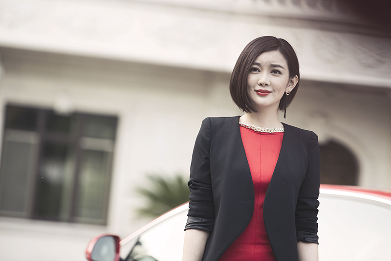  p>郝泽嘉 i>(原名:郝安磊), /i>1988年4月2日出生于黑龙江省鹤岗 