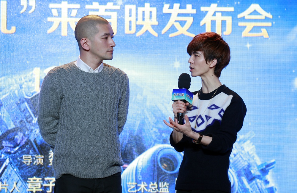 p>《从天儿降》是由 a target="_blank" href="/item/魏楠/5681628"