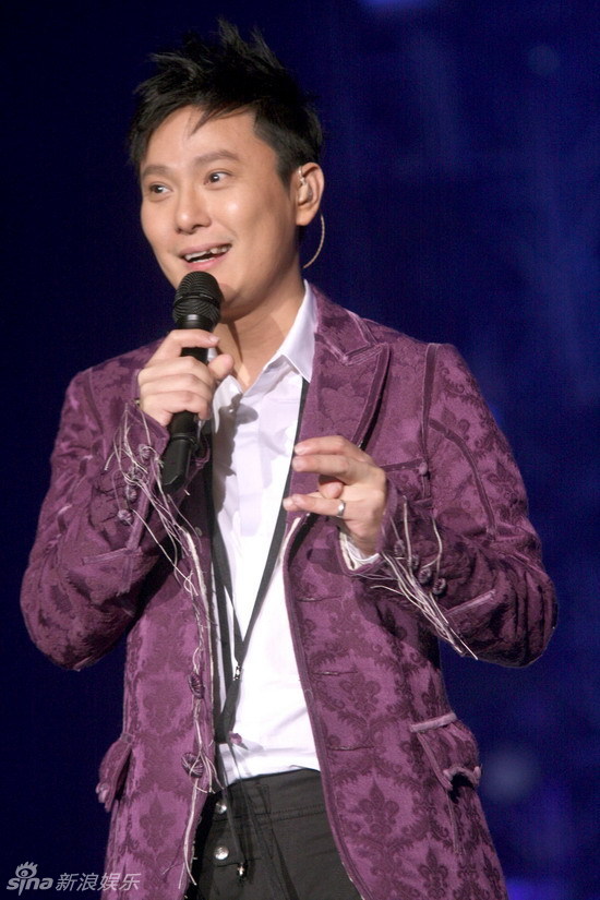 chang),1967年3月26日生于中国台湾省云林县西螺镇,华语流行乐男歌手