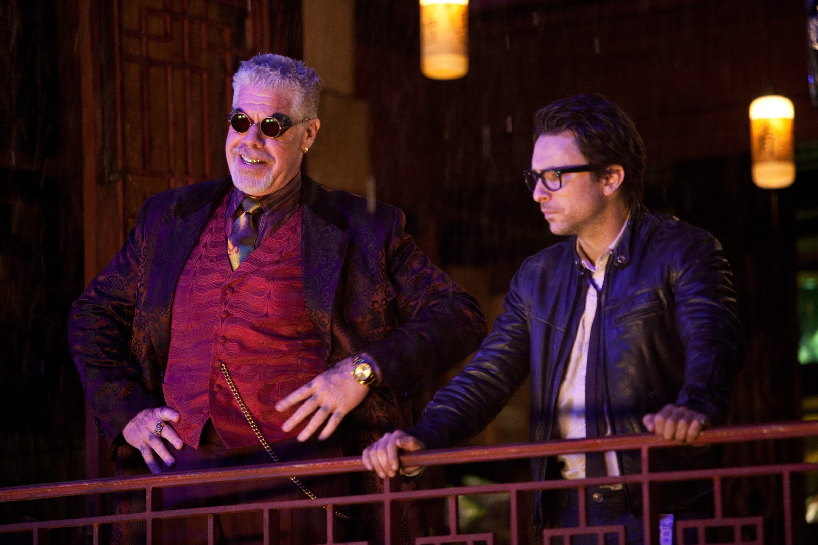 lemmaid="3772479">吉尔莫·德尔·托罗 /a>执导的美国科幻怪兽电影