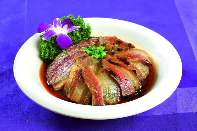 清蒸湘西腊肉