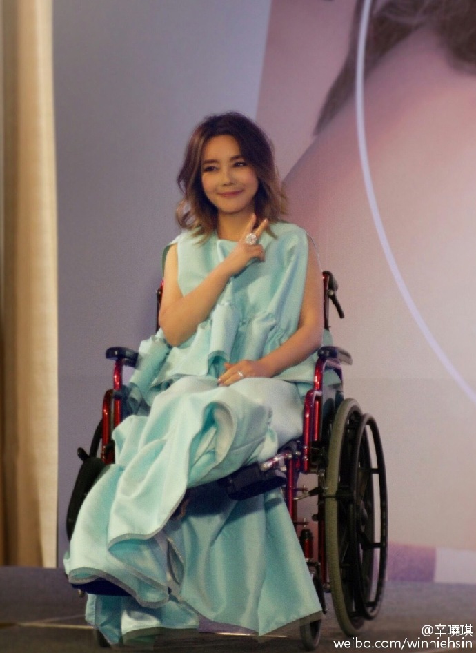  p>辛晓琪(winnie hsin),1962年2月8日生于台湾省台中市丰原区,祖籍
