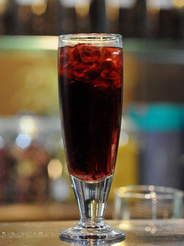  p data-id="gncoqr8v2e">长岛冰茶(long island iced tea),是一类