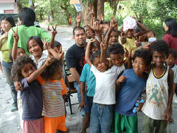 又称矮黑人,是 a target="_blank" href="/item/东南亚/390261" dtaa