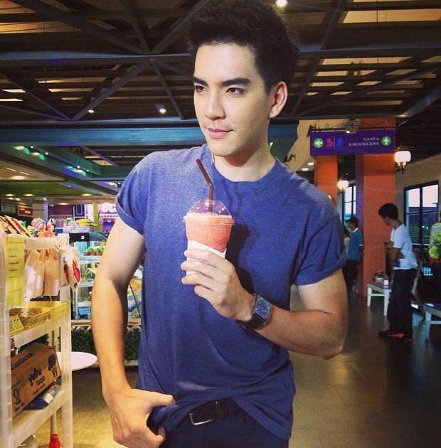 是由 a target="_blank" href="/item/翁莎功·波拉玛塔功/19373028"