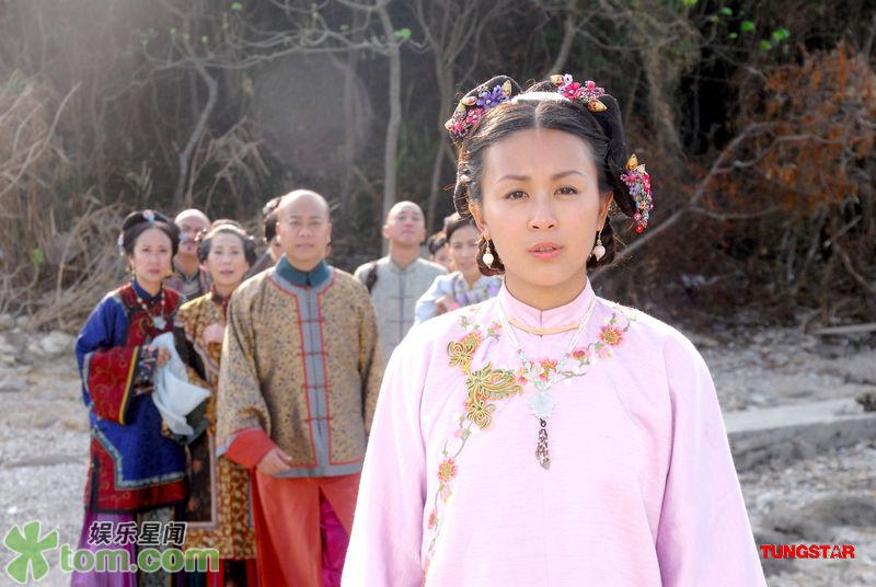  p>唐宁(leila tong) ,1981年12月5日生于中国香港,影视演员,舞台剧